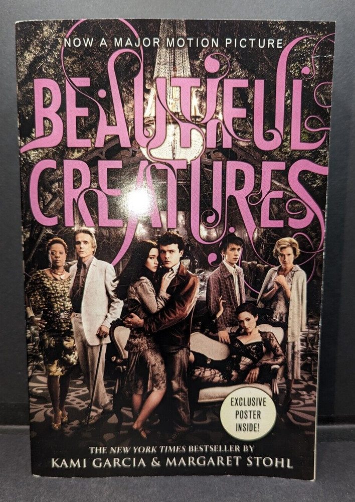 Beautiful Creatures By Kami Garcia & Margret Stohl (2009, Trade Paperback)