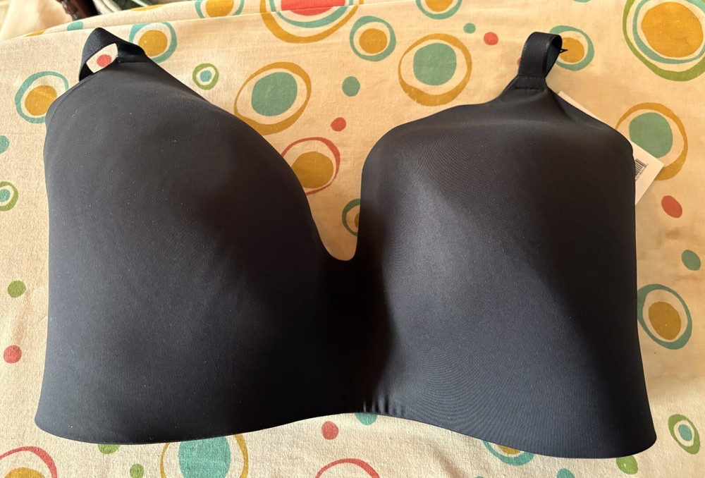 NWT Knix Black Wing Woman Contour Bra Size 8++ for a 40-42 D or DD Cup