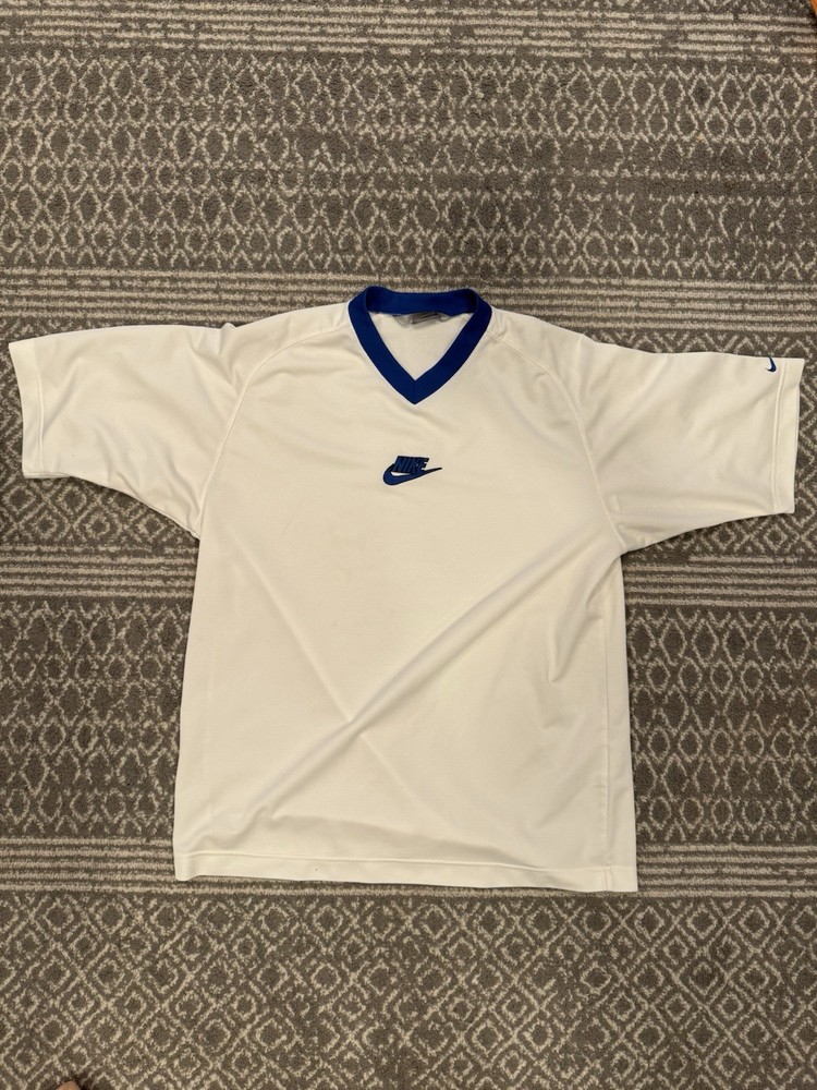 Nike T Shirt Vintage Y2K Large White Swoosh Short Sleeve Grey Tag Mens Embroider