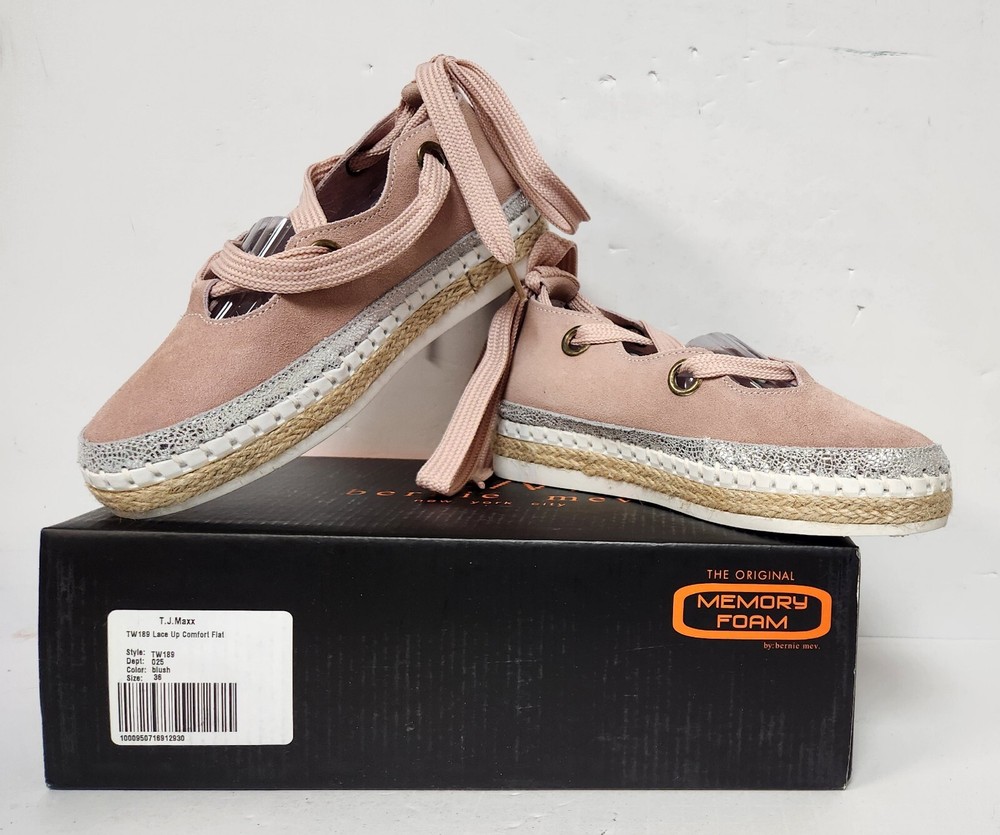 New Women's Bernie Mev TW189 Leather Memory Foam Shoes, Size 6 US/36 EU