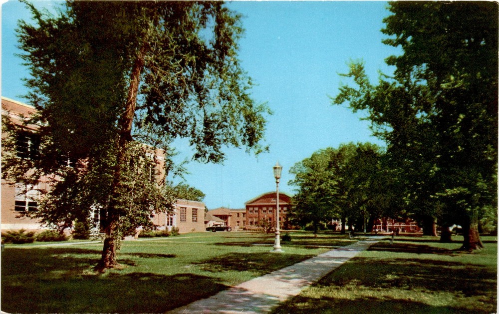 MISSOURI SCHOOL OF MINES AND METALLURGY, ROLLA, MISSOURI Postcard