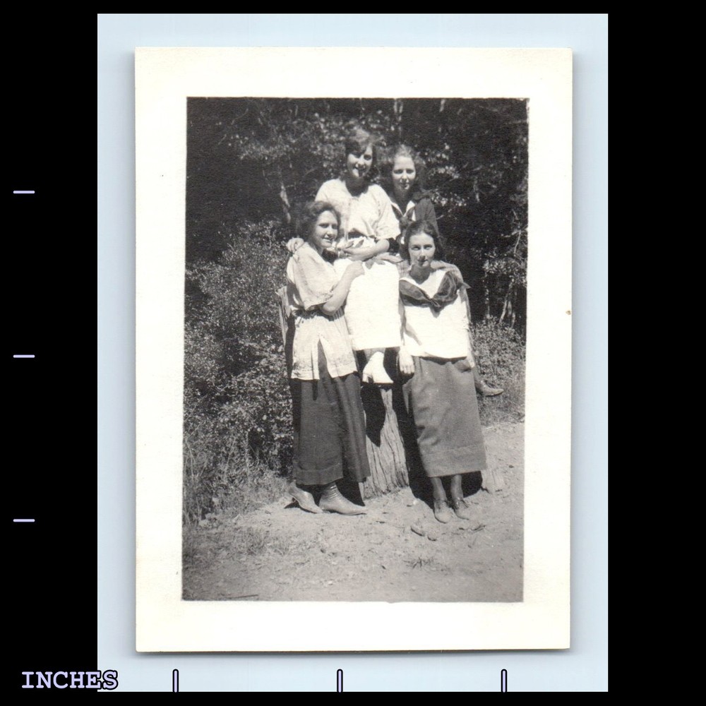Old Vintage Photo AFFECTIONATE WOMEN STANDING OUTSIDE