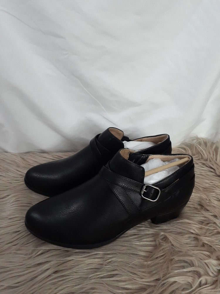Life Stride Adley 9M Shootie Shoe Boot Ankle Booties Black Zip Side