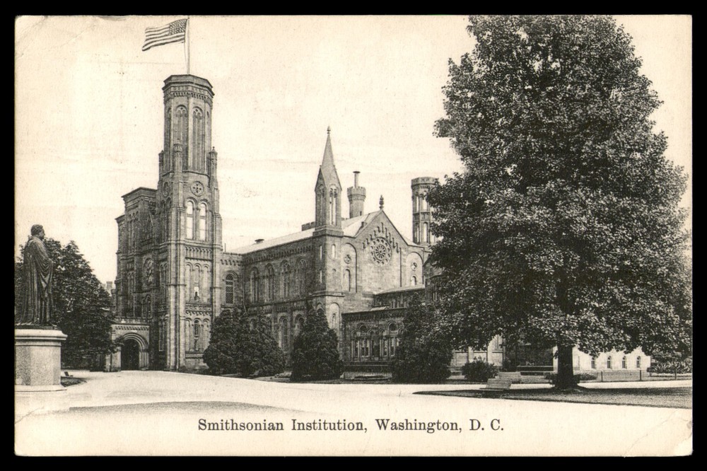 Postcard Smithsonian Institution Building, Washington D.C.