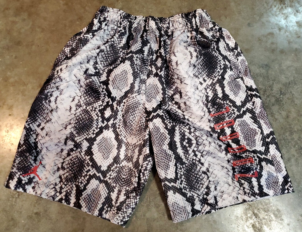 Air Jordan XI 11 Snakeskin Lightweight Shorts Men's Medium