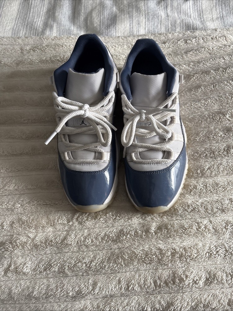 Jordan 11 Low Blue