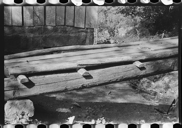 Photo:Jackson Kentucky 1940s Log Bridge Over Creek Mountaineer Built