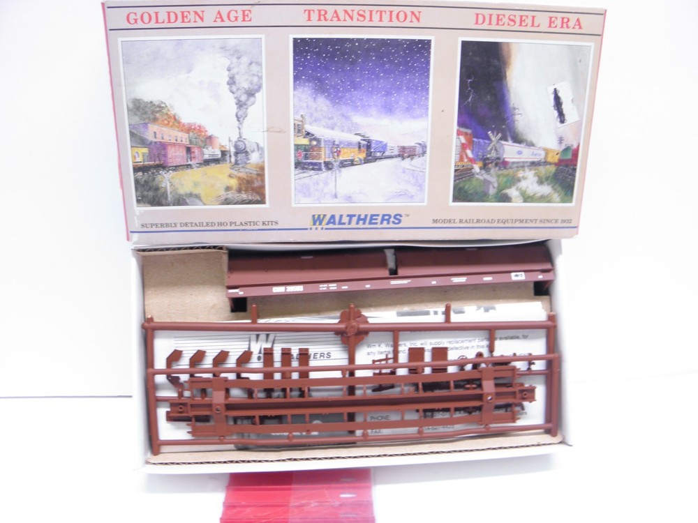 Walthers -Cushion Coil Car W/ Angled Hoods - Cnw #39503 Ho Scale Kit