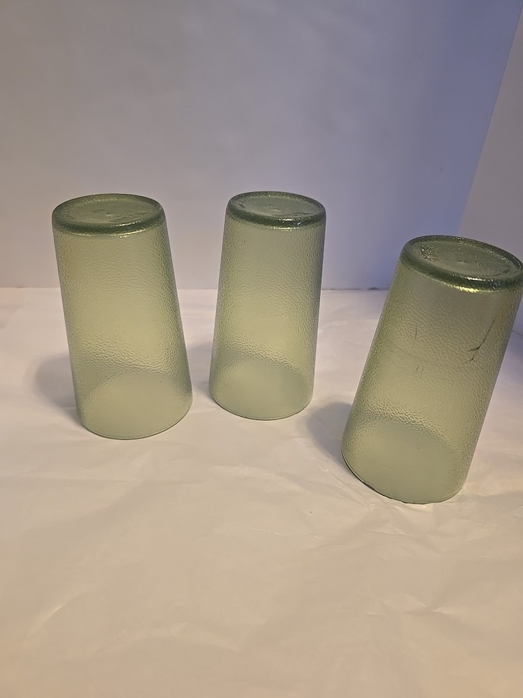 Set Of 3 Vntg Texan Tumblers Green Plastic Pebbles Tea Cups 12oz Buy 2 -1 Free!