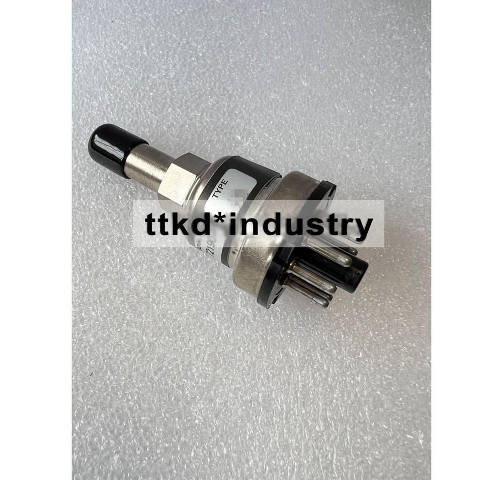 1PC NEW Thermocouple Gauge Vacuum Gauge TC004