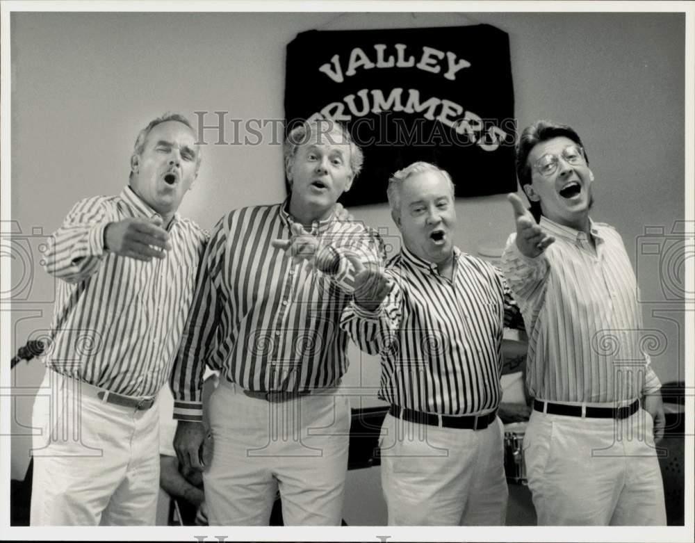 1988 Press Photo Out Again Tonight performs at Northampton Historical Society.