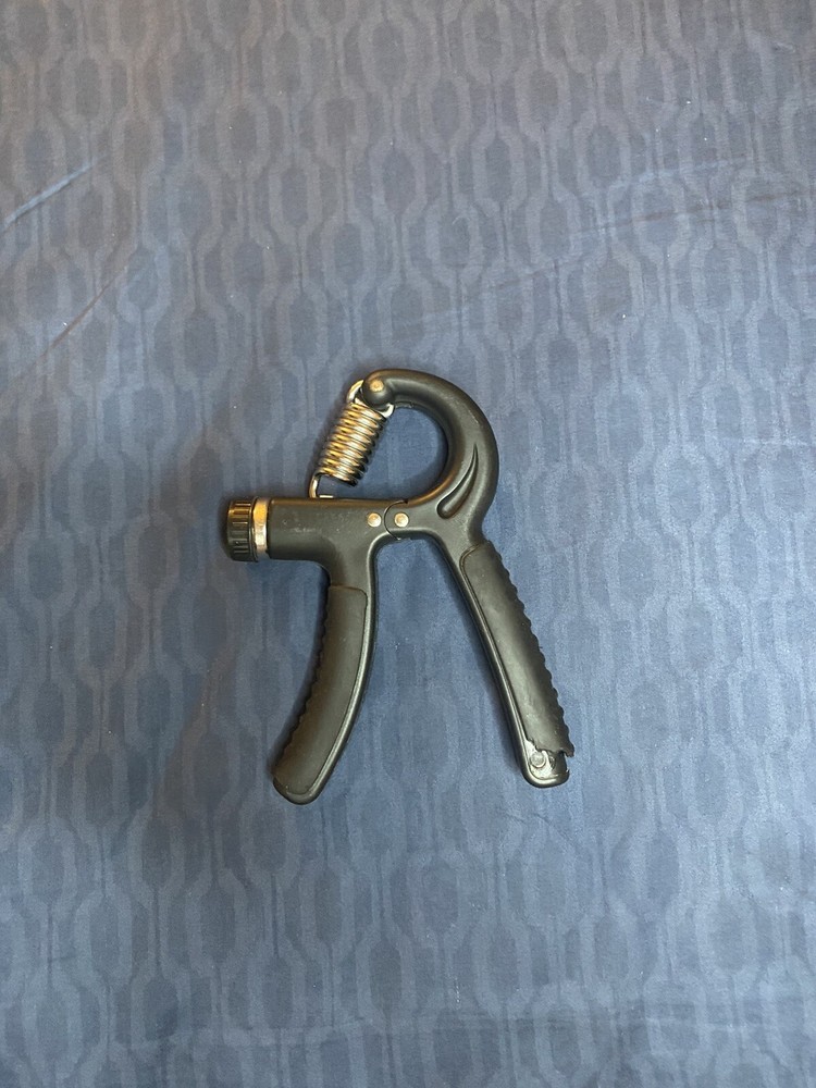 Hand Grip Strength Power Trainer Gripper Strengthener Adjustable Gym Exerciser