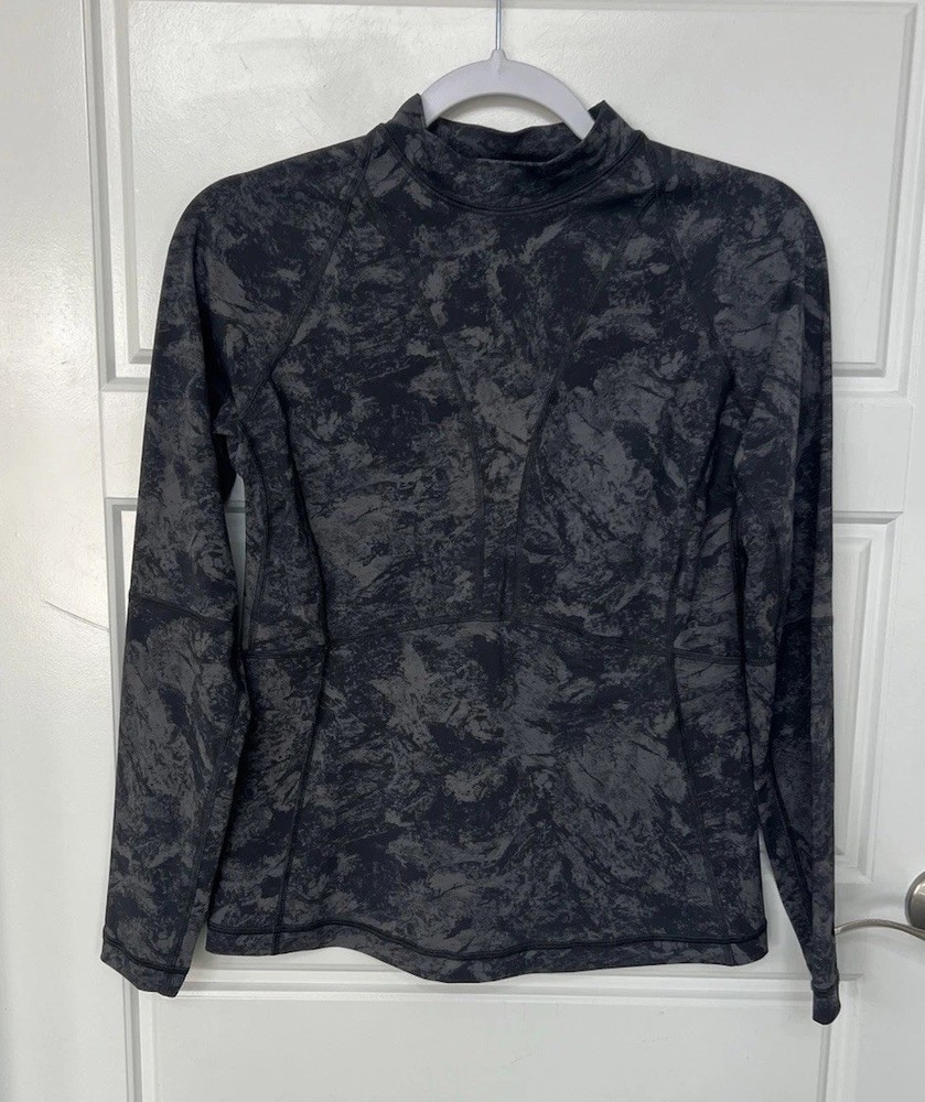 Lululemon Beach Break Rashguard in Washed Marble Titanium Deep Coal