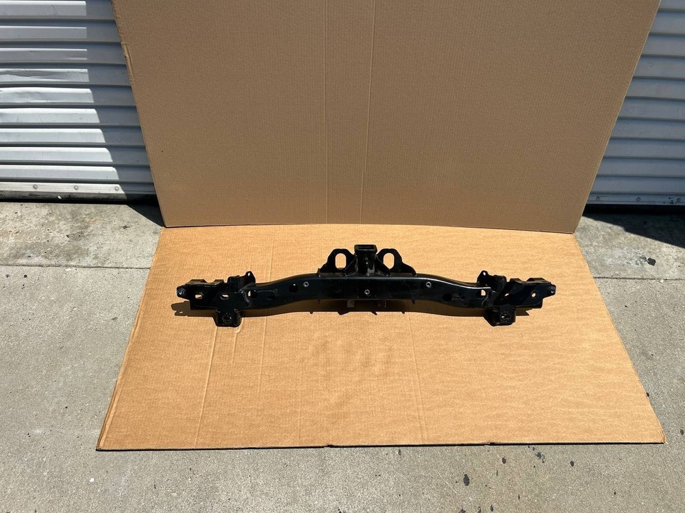 ✅2024-2025 Tesla Cybertruck Rear Trailer Hitch Tow Bar Receiver 1780915-00-H