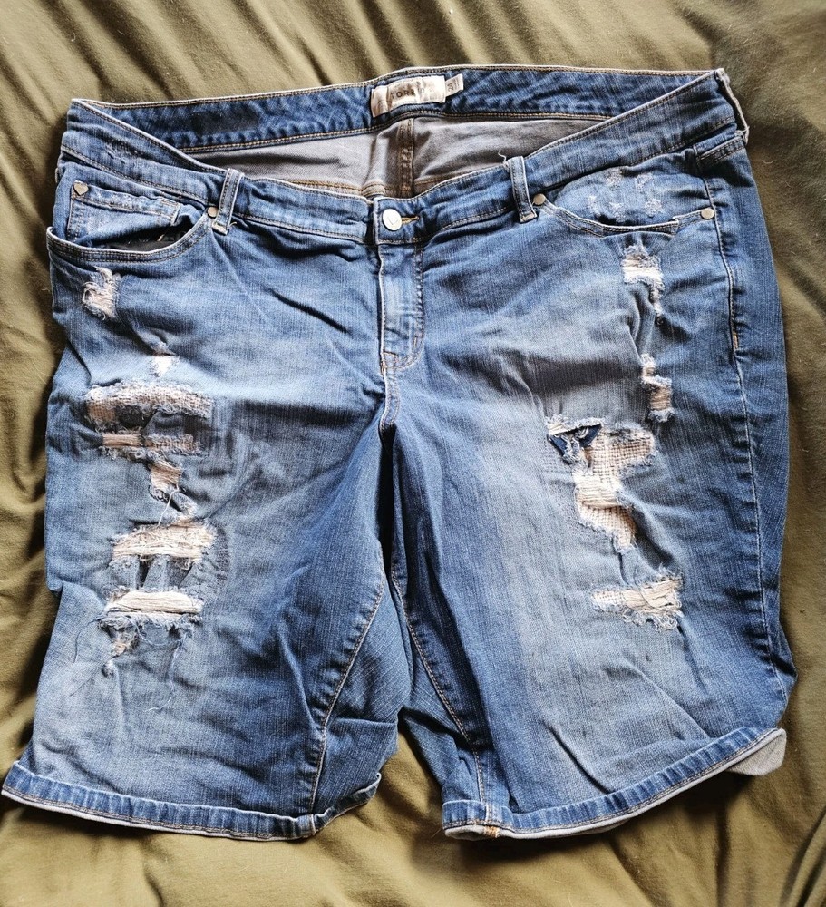 TORRID Women's Distressed Bermuda Shorts  Plus Size 24 Blue Stretch Denim
