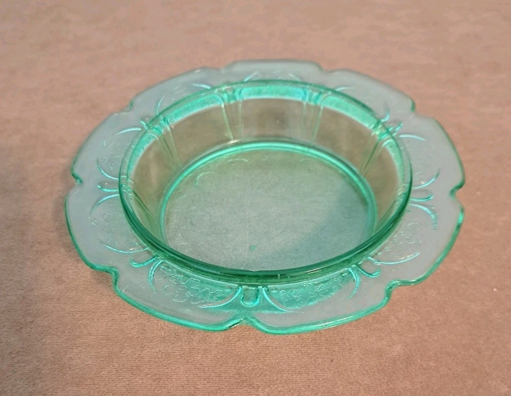Vintage Green Glass Dish Flower Shaped Round With Design