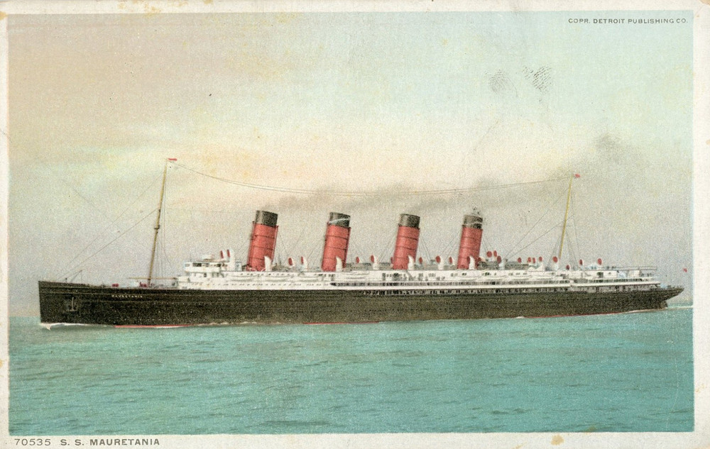 Cunard Line's Blue Ribbon champion MAURETANIA of 1907   (Card # 4)