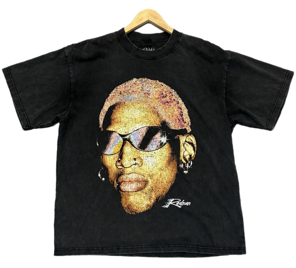 Rare Vintage Dennis Rodman NWO Sz L T-Shirt 90s RARE Inverted Sewing NBA Bulls