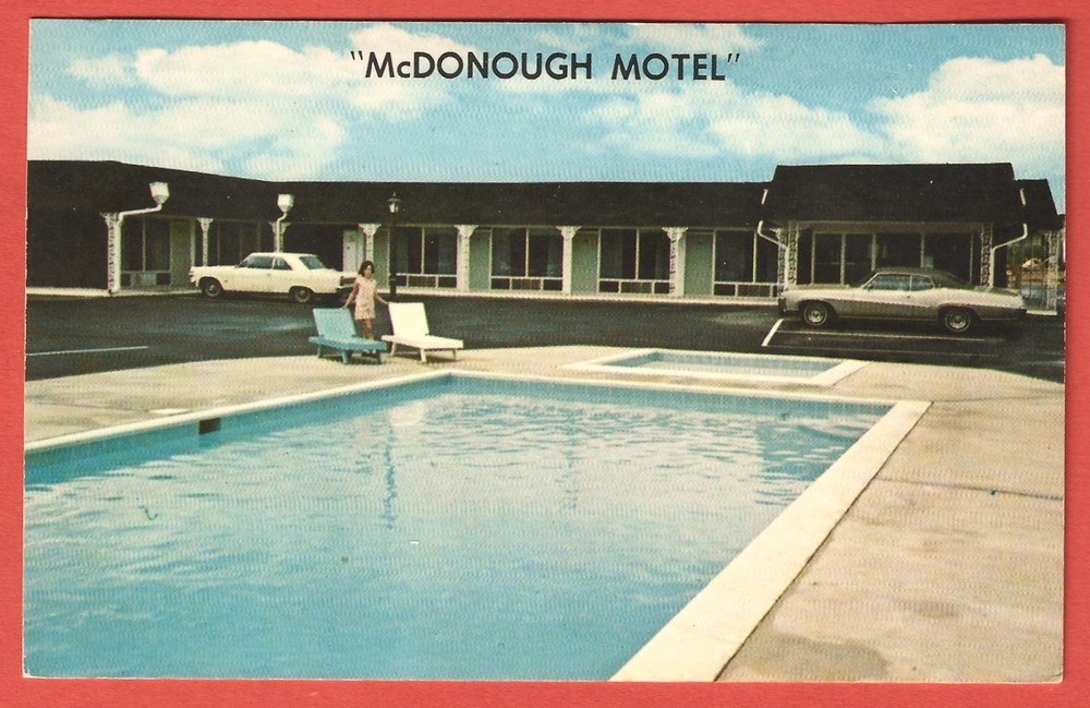 McDONOUGH MOTEL, McDONOUGH, GEORGIA – Swimming Pool - 1969 Postcard