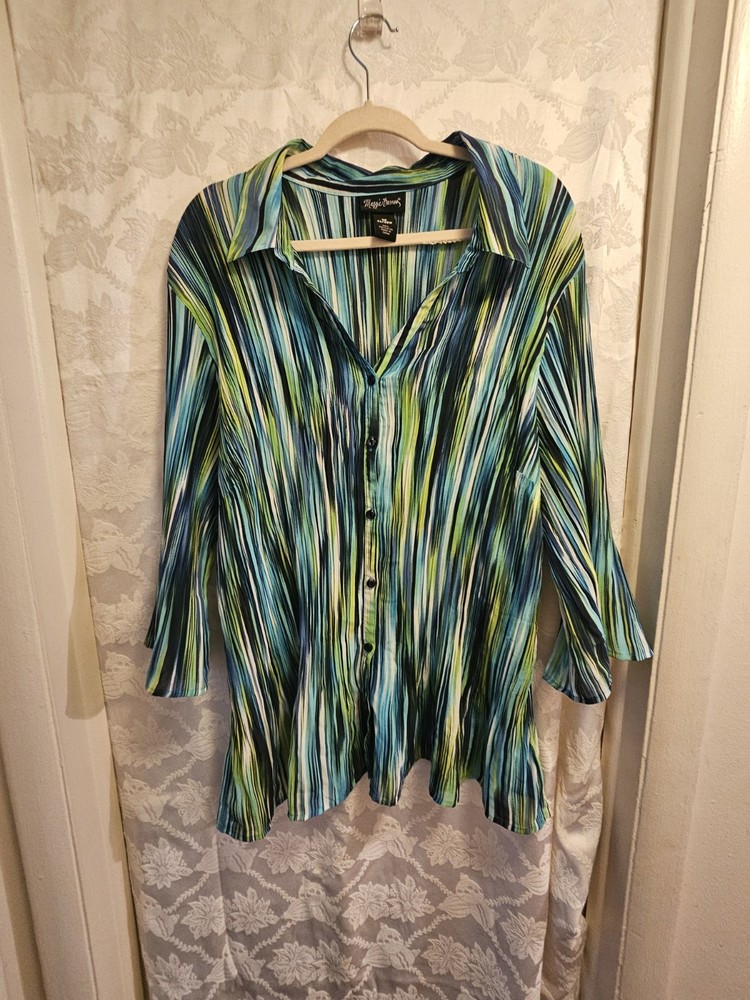 Maggie Barnes 3X Multicolor Striped Collared Button Down 3/4 Sleeve Blouse