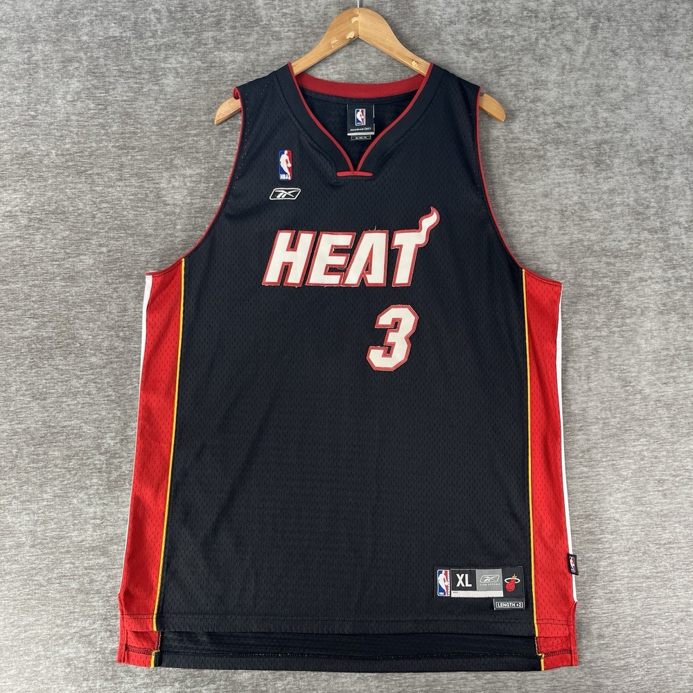 Reebok NBA Miami Heat Swingman Jersey Dwyane Wade #3 Black Men’s XL Length +2
