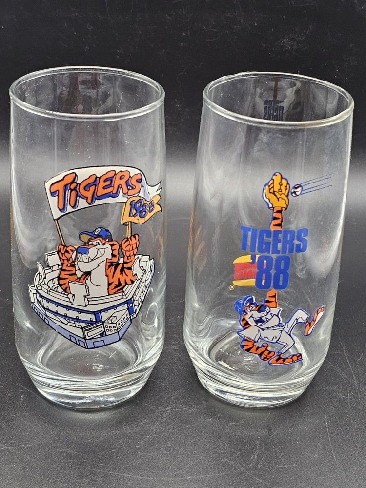 Vtg 1988 Burger King Detroit Tigers MLB Glass Tumblers Set of 2