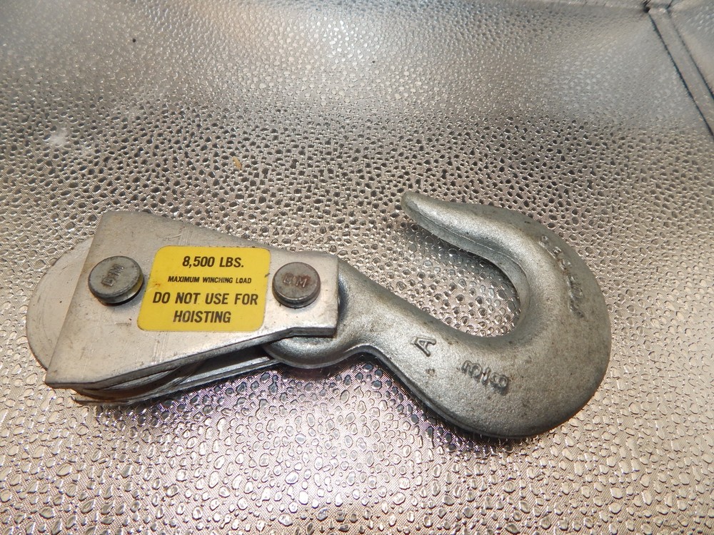 8500 Lb Working Load Snatch Block With Hook - Up To 3/8