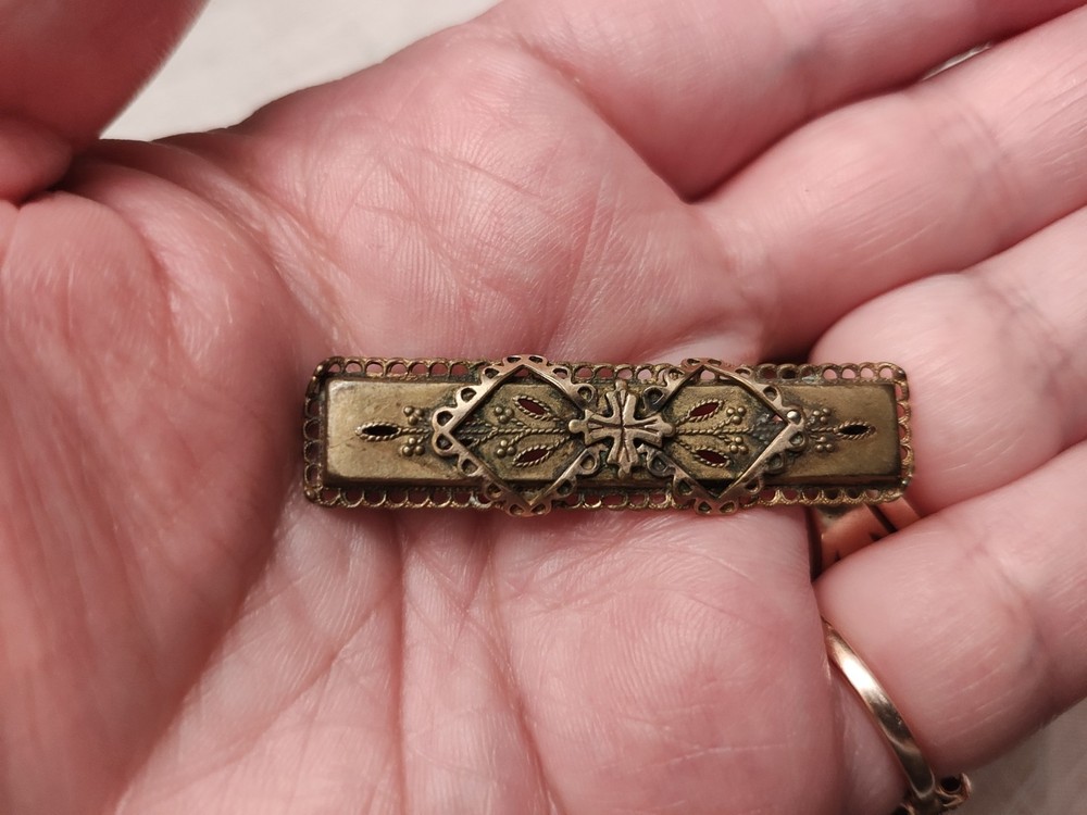 Antique Victorian Gold Filled Cross Center with Berries Art Deco Pin 1.75
