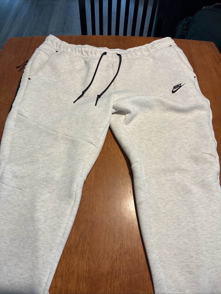 Nike Sportswear Tech Fleece Joggers XXL Heather/Grey HV0959-051 Men's Preowned