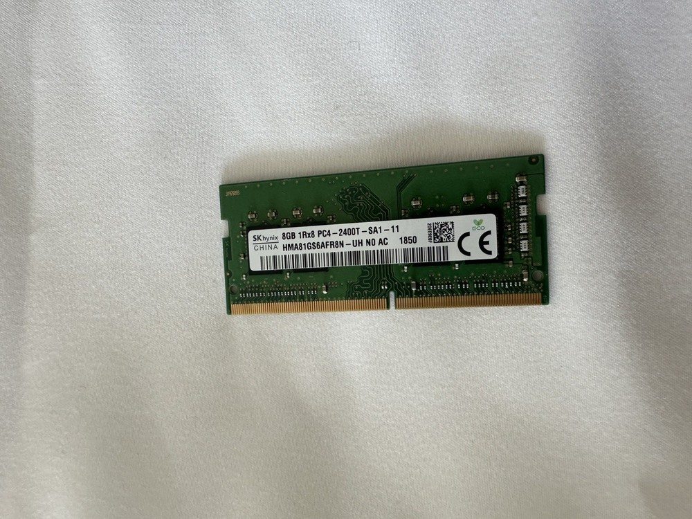 SK Hynix 8GB 1Rx8 PC4-2400T-SA1-11 SODIMM Laptop RAM HMA81GS6AFR8N-UH