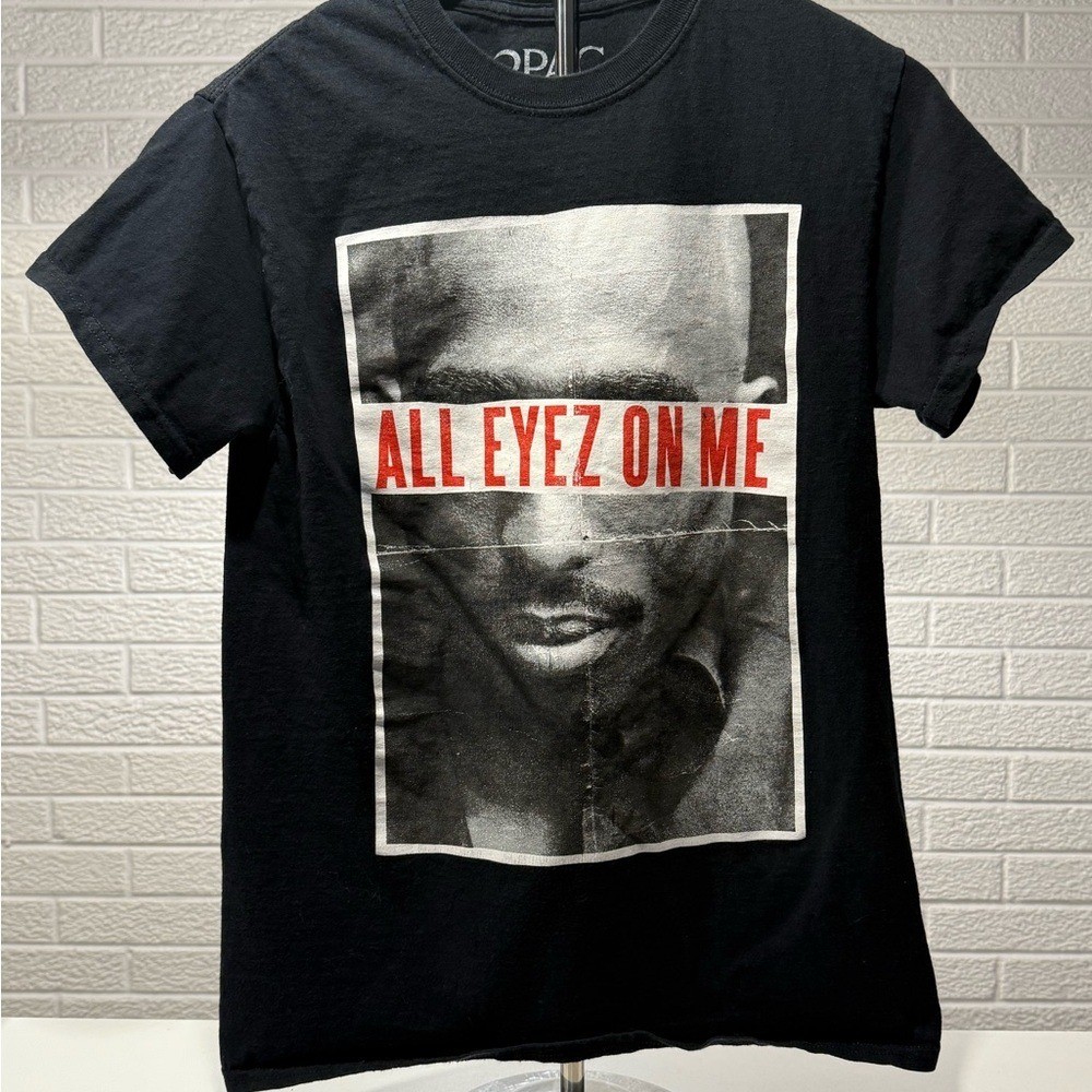 Red and Black All Eyez on Me Short Sleeve Tee