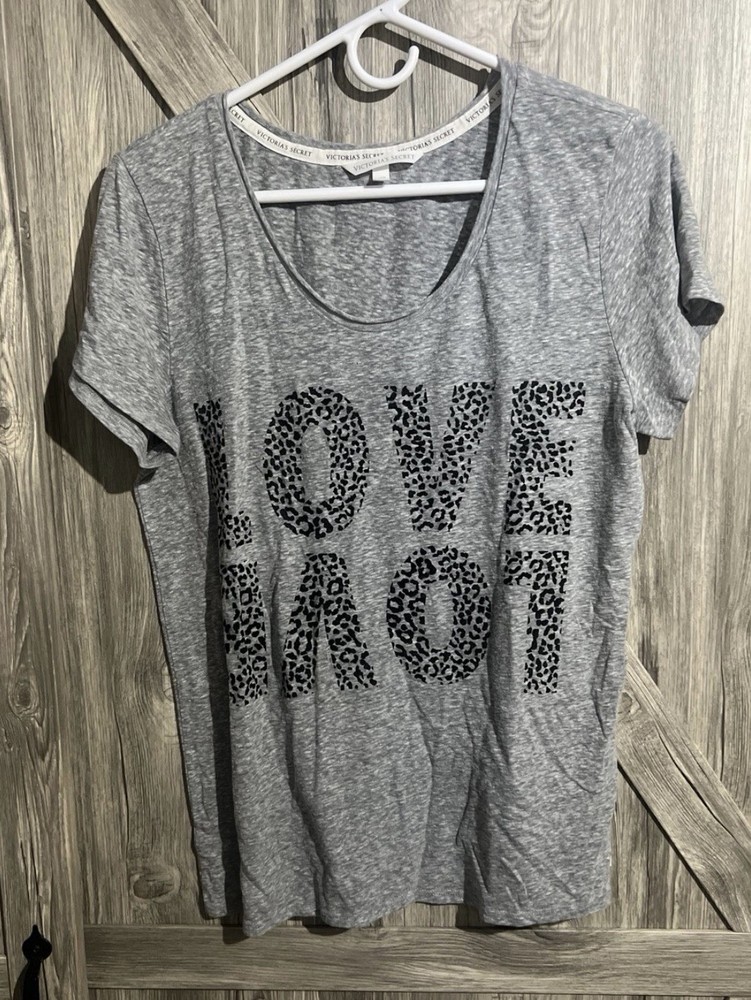 Victoria's Secret Women's Gray Short Sleeve T-Shirt - Size M Gray Animal Print