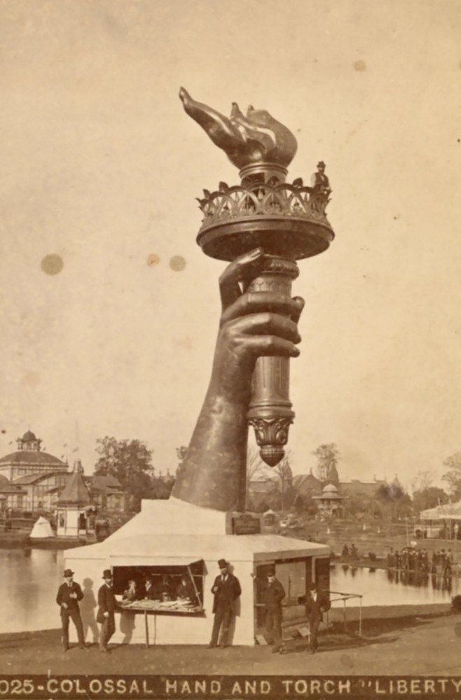 Near View Colossal Liberty Hand /Torch Philadelphia Centennial Stereoview 1876