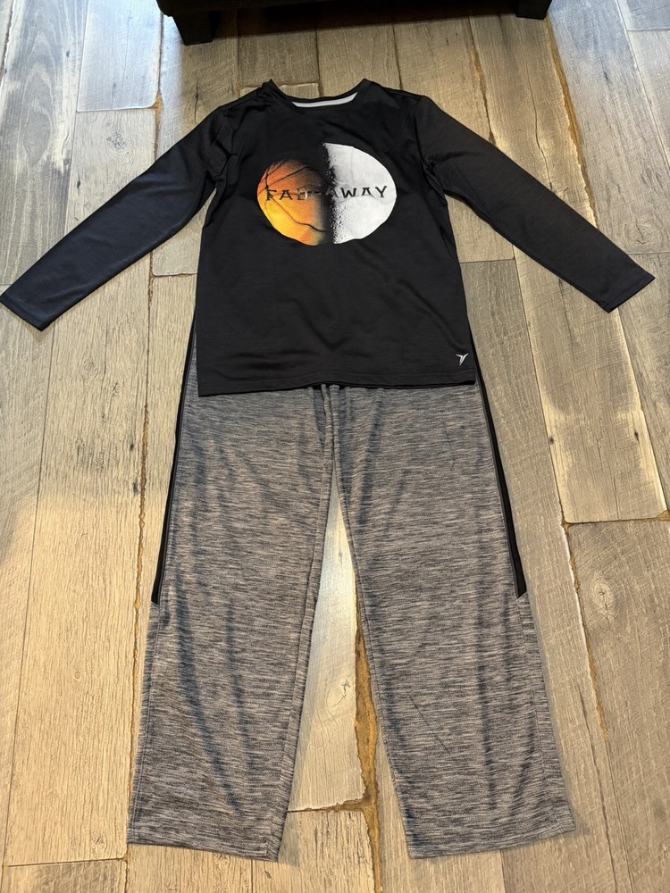 Old Navy Active gray athletic pants with black basketball shirt size XL 14-16