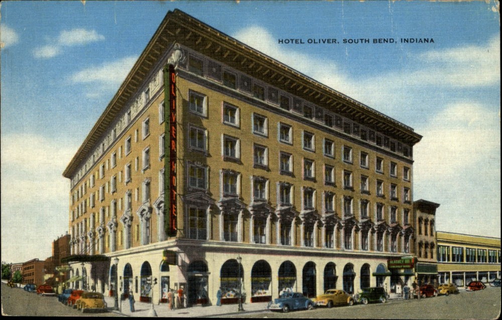 Hotel Oliver South Bend Indiana vintage postcard w375