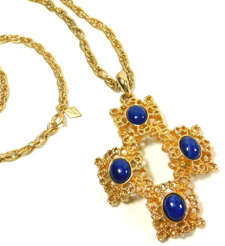 Vintage 1975 Sarah Coventry 'Victoria Blue' Gold Tone Cross Pendant Necklace