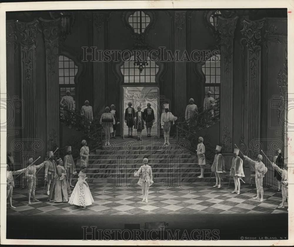 1957 Press Photo Metropolitan Opera Performs Act II of 