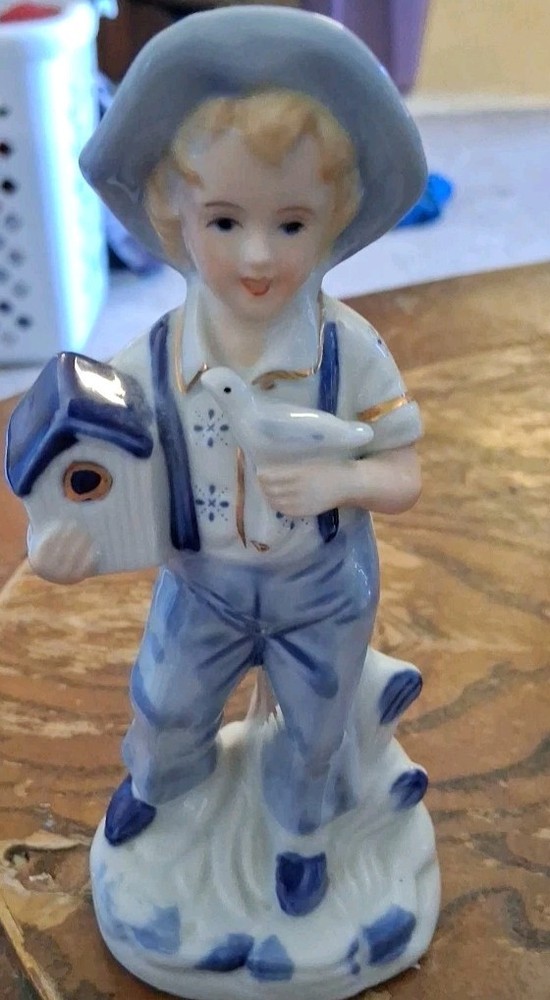 Blue White Delft-Style Porcelain Figurine Blond Boy Holding Pigeon Bird House 6