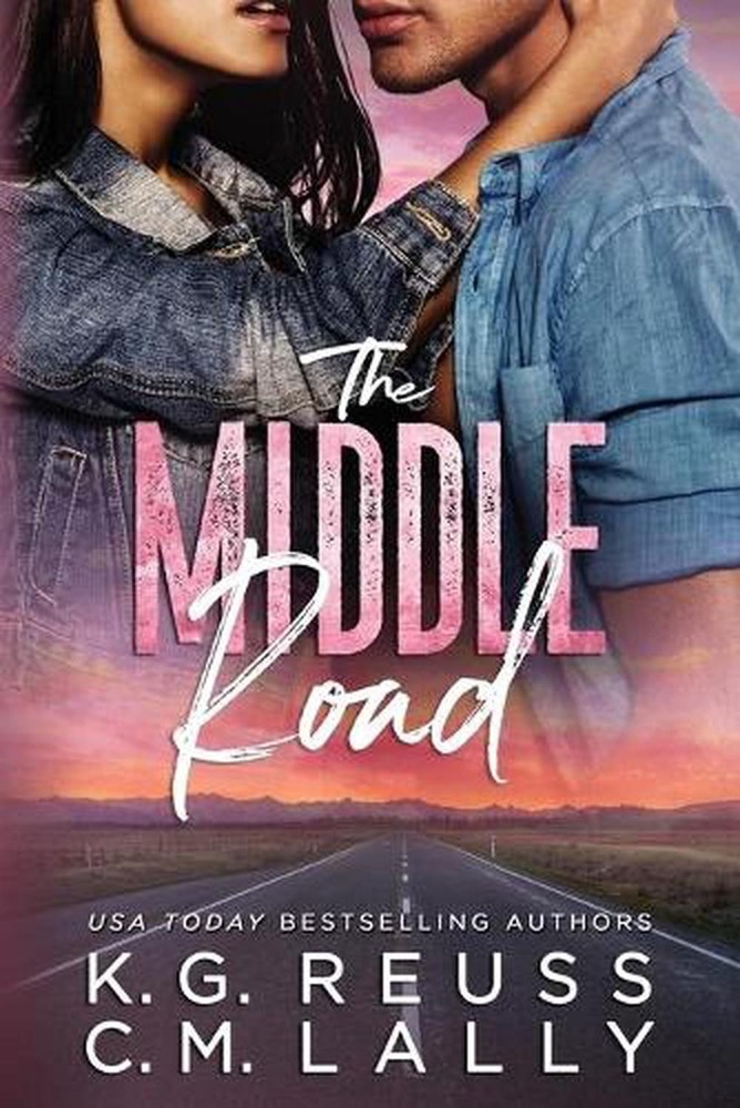 The Middle Road by C.M. Lally (English) Paperback Book