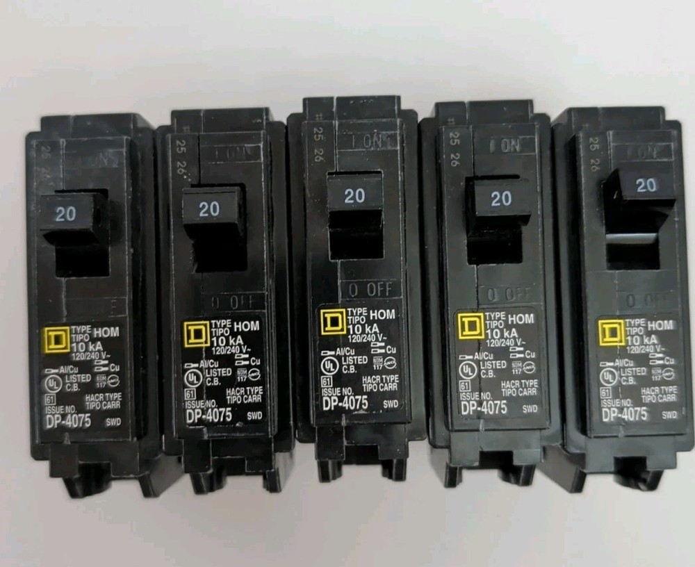 Lot of 5 Square D Homeline 20 Amp Single Pole Circuit Breakers HOM120 20A