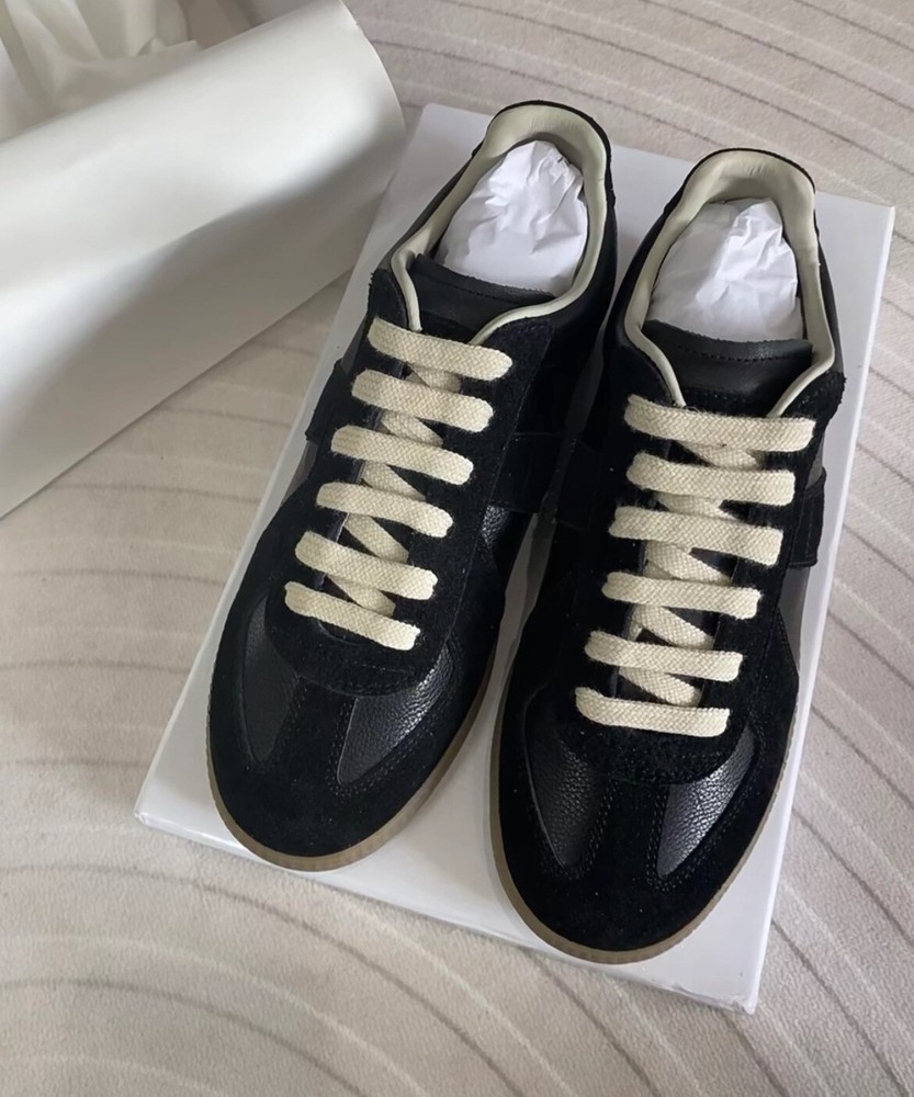 Maison Margiela Calfskin unisex low cut casual sports shoes are selling well