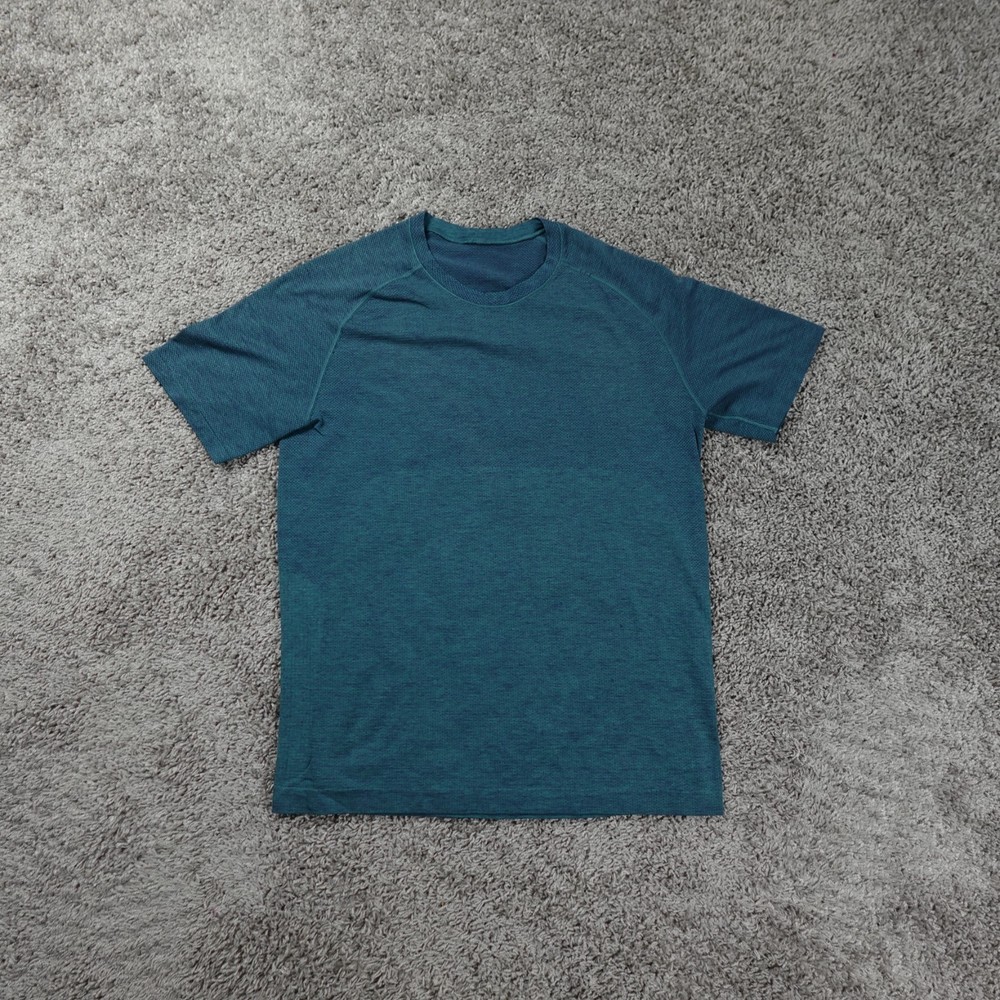 Lululemon Shirt Mens Medium Metal Vent Tech Short Sleeve