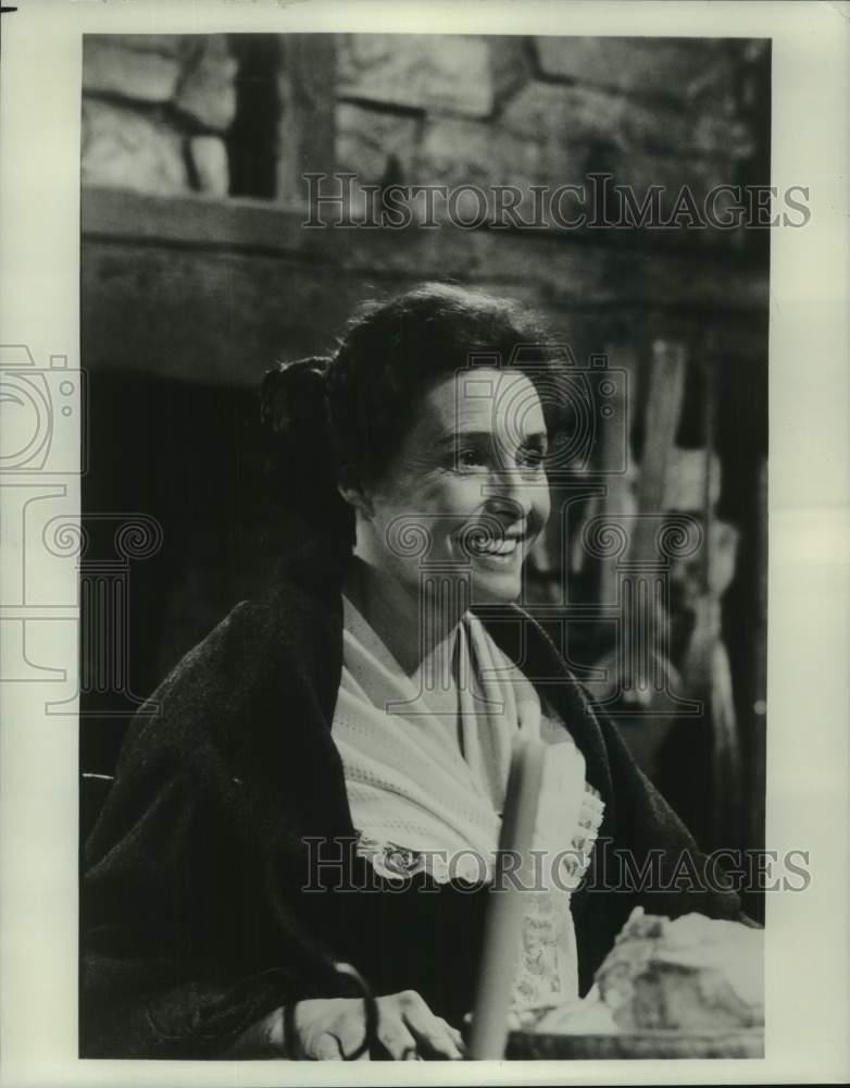 Press Photo Award-winning actress Patricia Neal stars in 