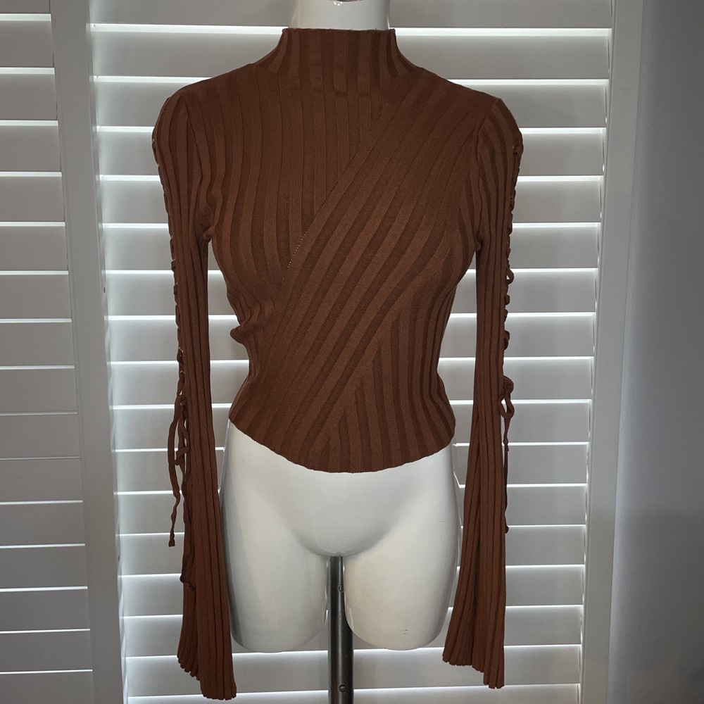 Woman’s Fashion Nova Carmel Brown Ribbed Long Sleeve Cropped Sweater Size Small