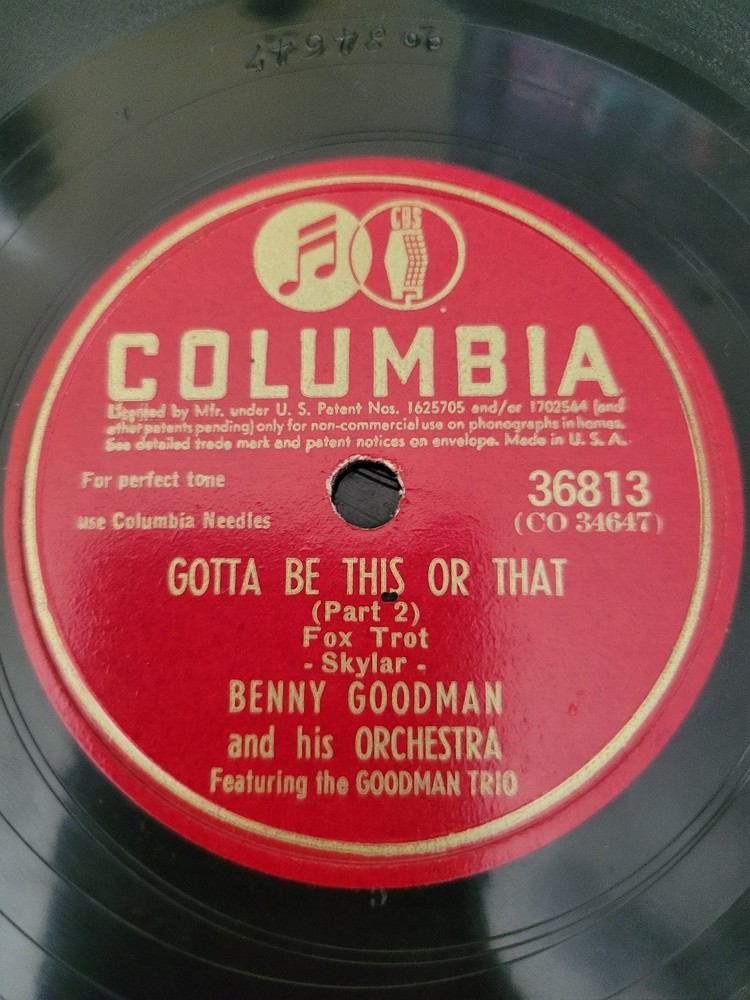 Benny Goodman And His Orchestra - Gotta Be This Or That 10
