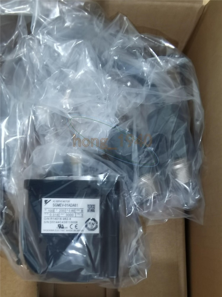 1PCS New Yaskawa AC servo motor SGMEV-01ADA61