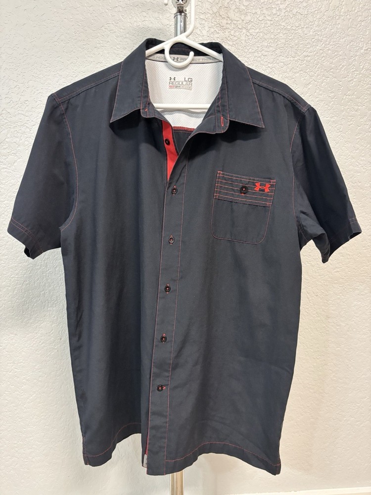 Under Armour HeatGear Men's L Black Red Lightweight Short Sleeve Button-Up Shirt