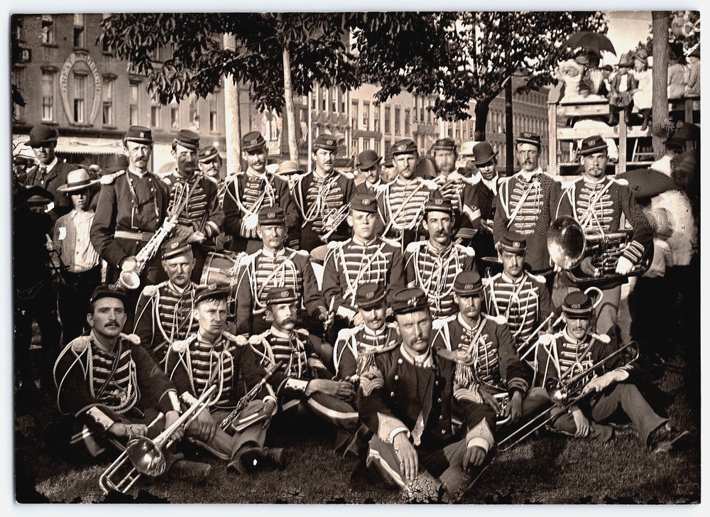 Picture Photo Image Vintage Photograph Military Band Music Instruments Men Copy