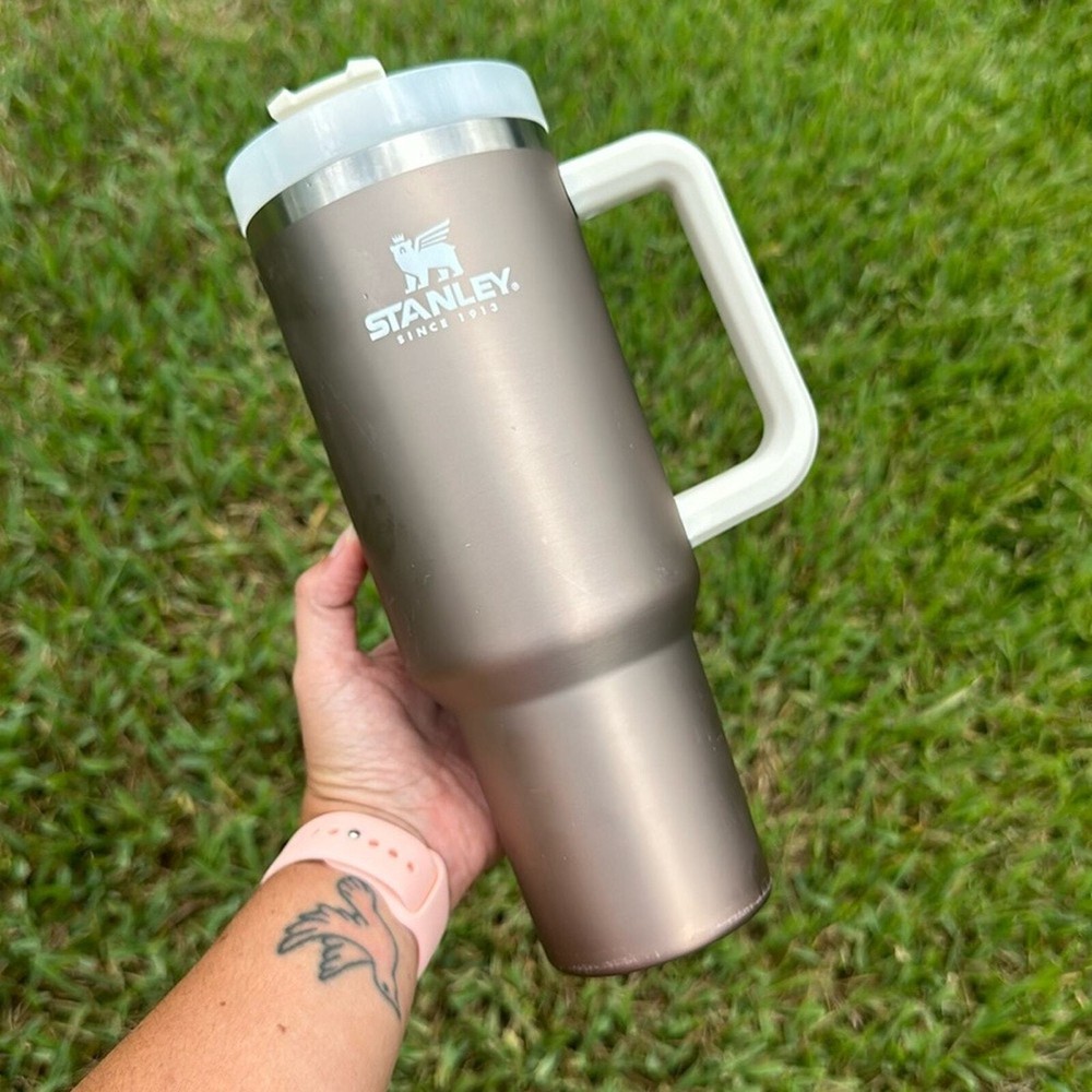 Stanley Adventure Quencher 40oz Tumbler