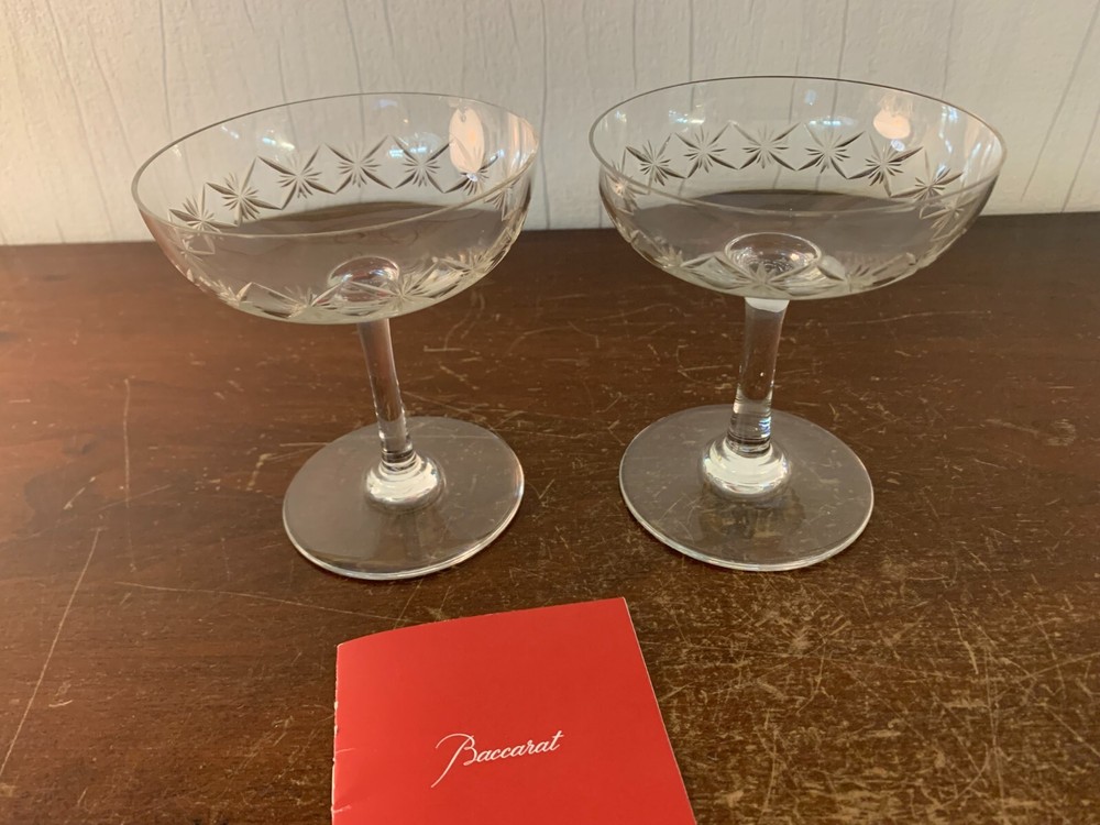 2 Engraved Crystal Champagne Flutes from Baccarat (Price per Unit) Model2